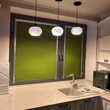 Рулонные шторы миникассеты (на створку окна)