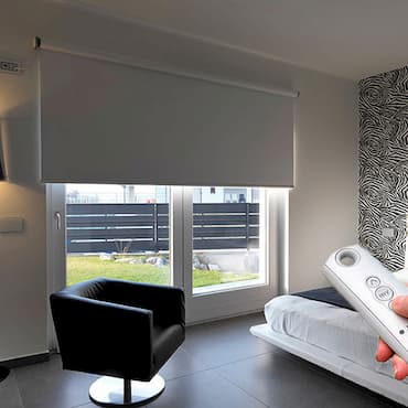 Рулонные шторы Somfy (Франция)